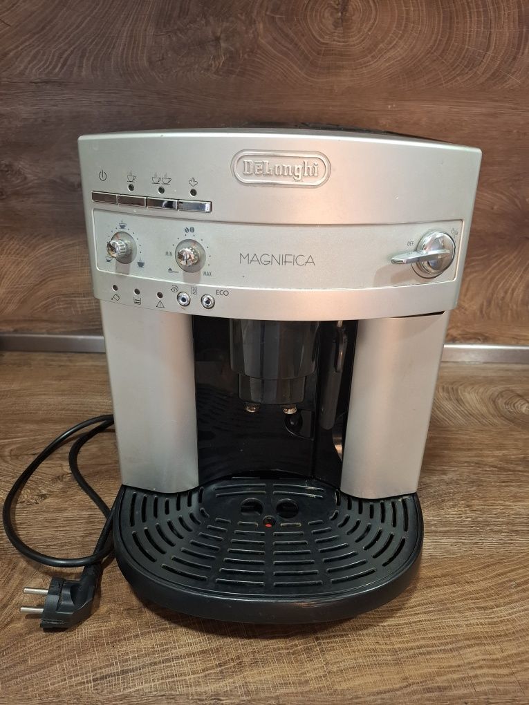 Кафемашина Delonghi Magnifica