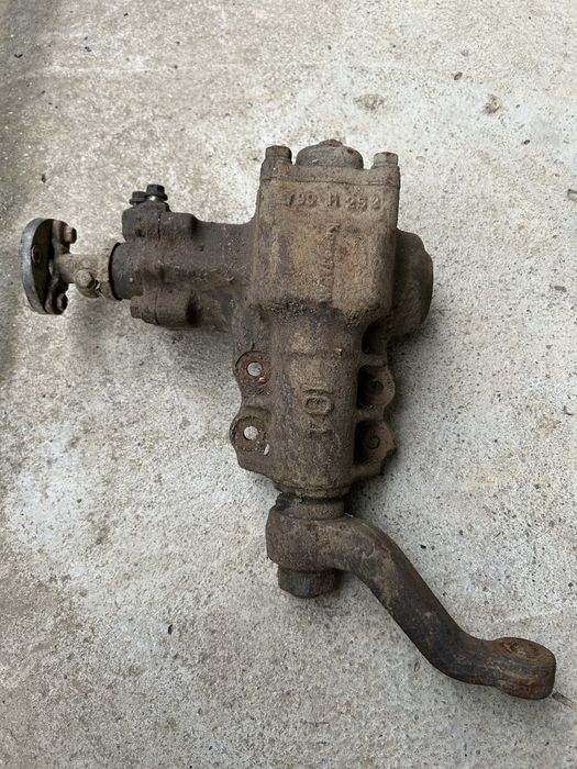 Caseta directie Nissan Patrol Y61-volan pe partea DREAPTA