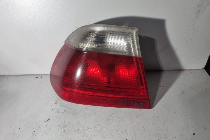 Lampa / Tripla stop stanga pe aripa BMW Seria 3 E46