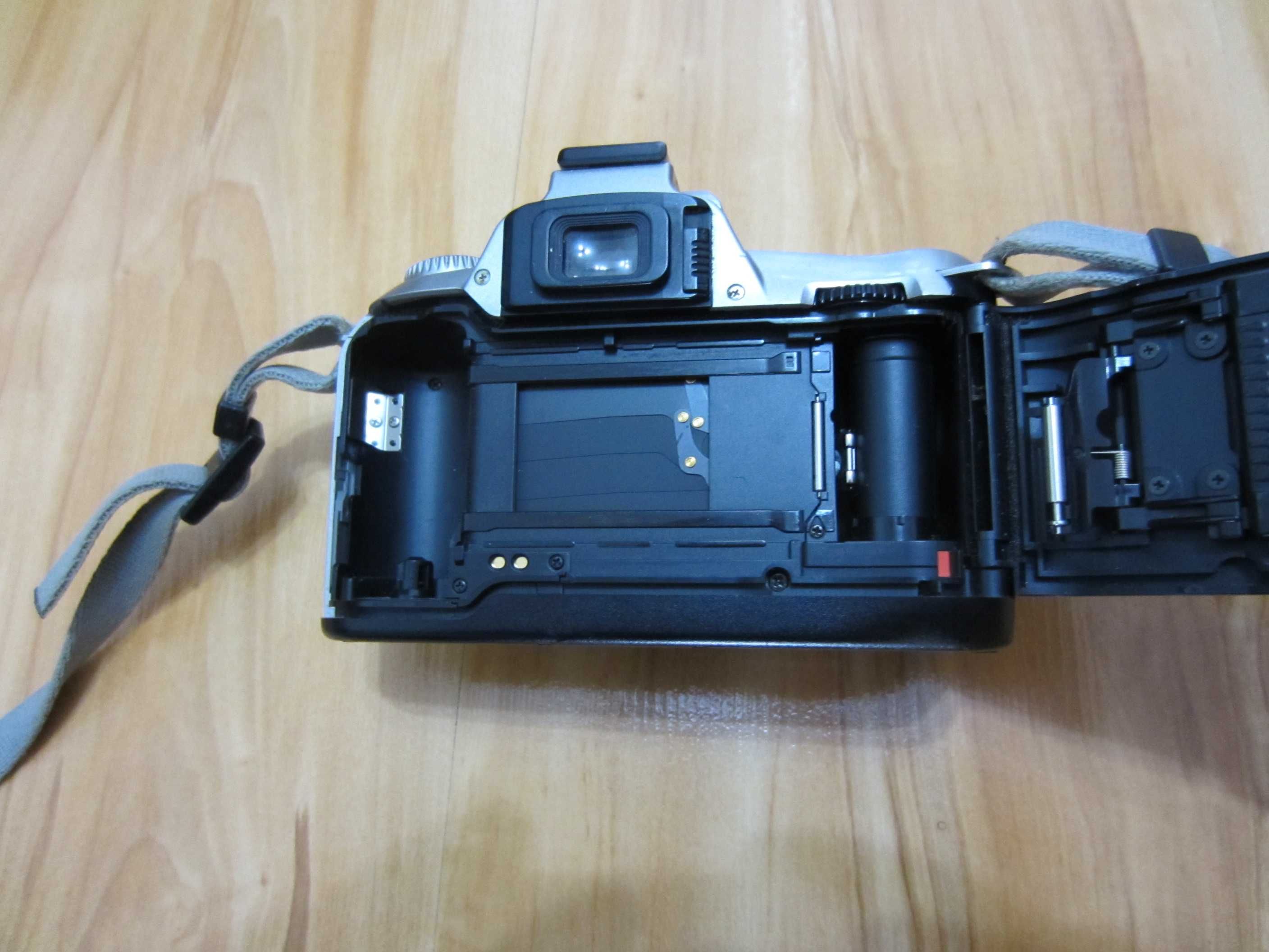 Body Ap.foto Nikon F55 SLR profesional(pe film)-colectie