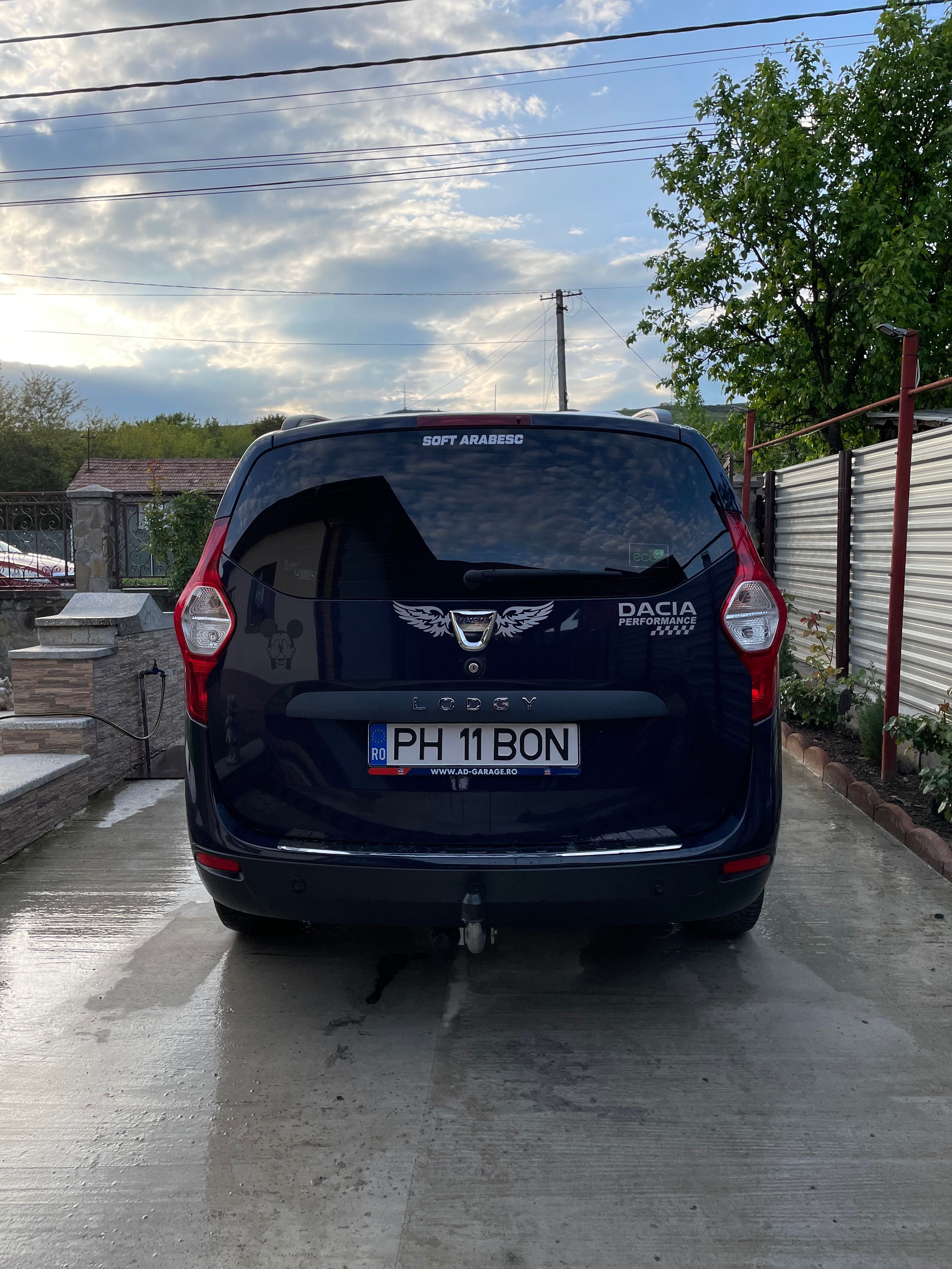 Dacia Lodgy ~2013~