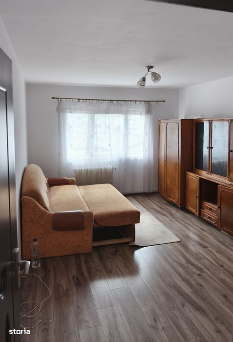 Apartament cu doua dormitoare,str Dionisie Roman