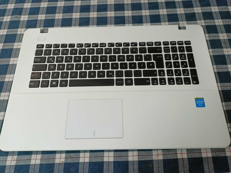 Carcasa Asus X751M F751M X751S R752S F751N F751L F751S X751B X751L