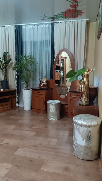 Сдаётся однокомнатная квартира,со всеми удобствами на долгий срок.