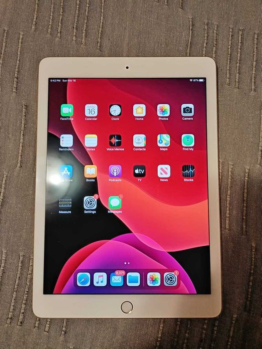 Vand Apple iPad Pro 9.7 128GB A1673 97% Sanatatea Bateriei