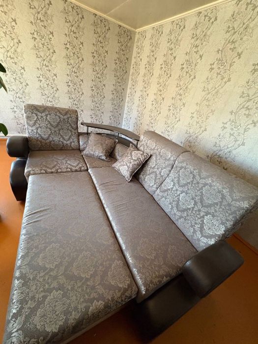 продам диван с креслом