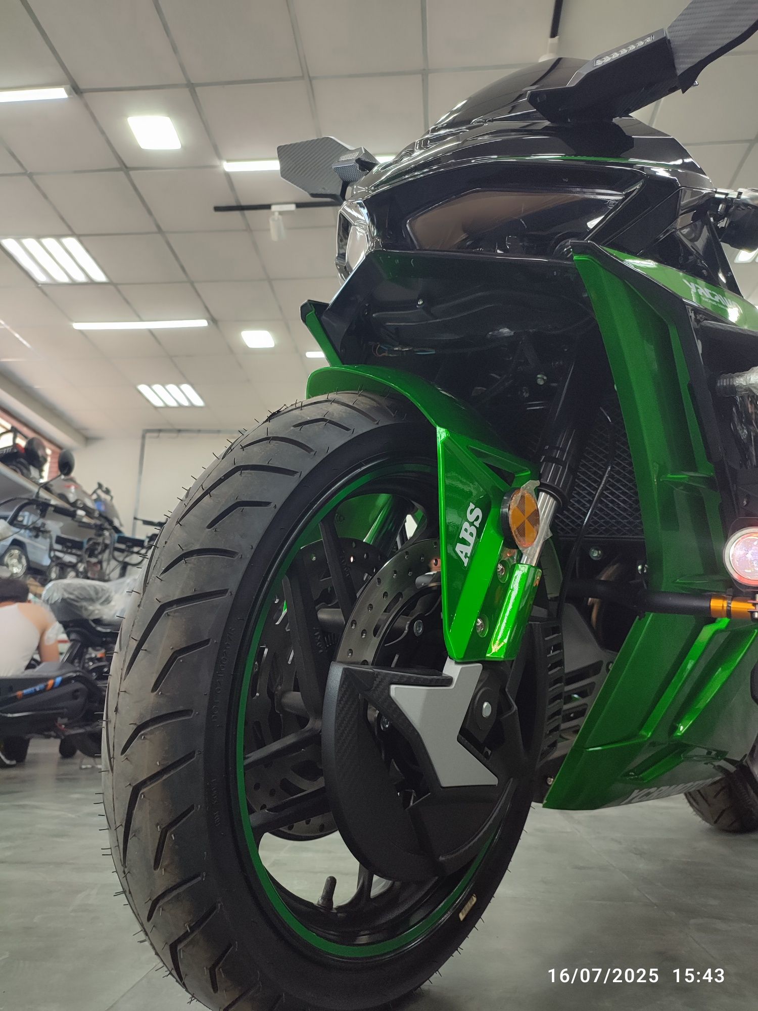 Motor sport Bayk 400cc