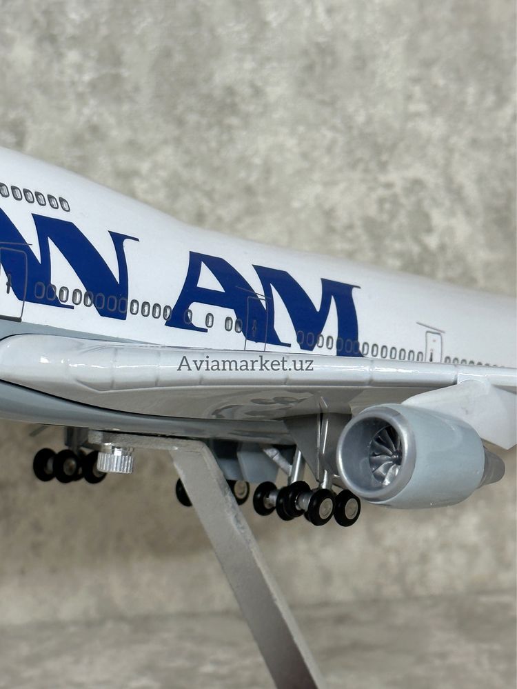 Самолет модель (BOEING-747-PAN AM) с Led подсветкой отличный подарок