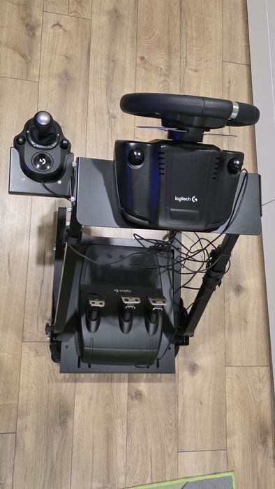 Logitec G920 Комплект Волан Педали Стойка Скоростен лост