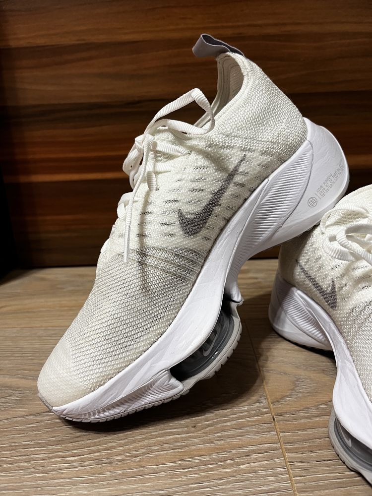 НОВИ Nike Air Zoom / Flyease