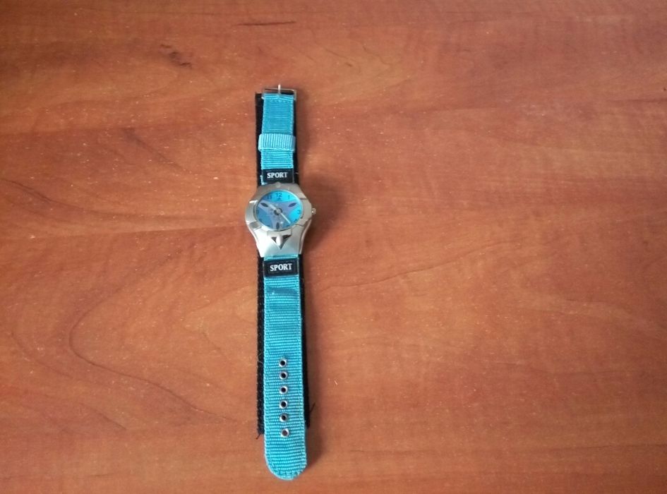 Часы в рабочем состоянии