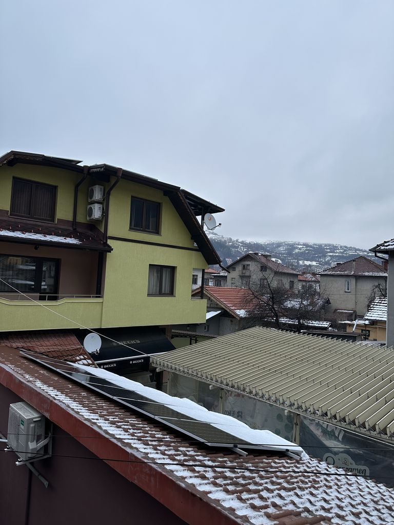 Продава се Къща в Тетевен - 420 кв.м за 834 €/кв.м - Снимка #1