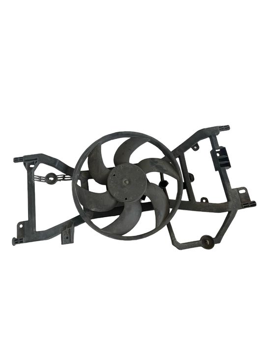 Electroventilator DACIA LOGAN MCV II 2013 - > 0.9TCE 8240639