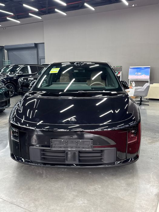 Lixiang i6 720км 2025