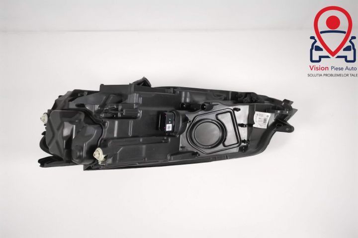 Far Dreapta Original Full Led Adaptiv In Stare Buna Volkswagen VW Golf