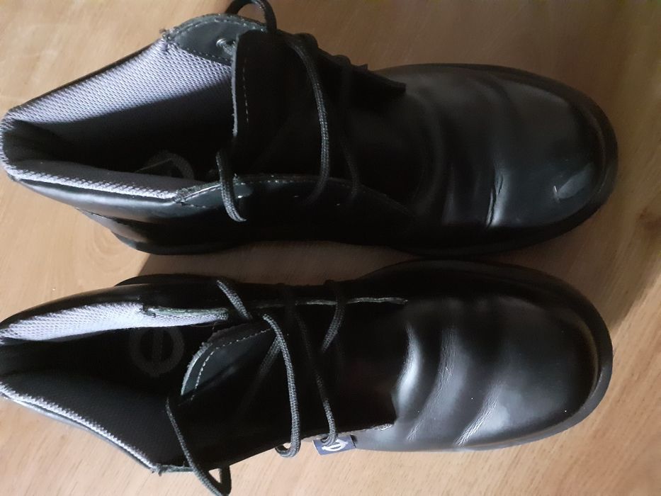 Bocanci Dr. MARTENS