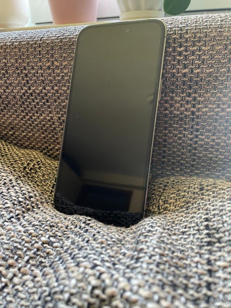 Iphone 14 pro max .