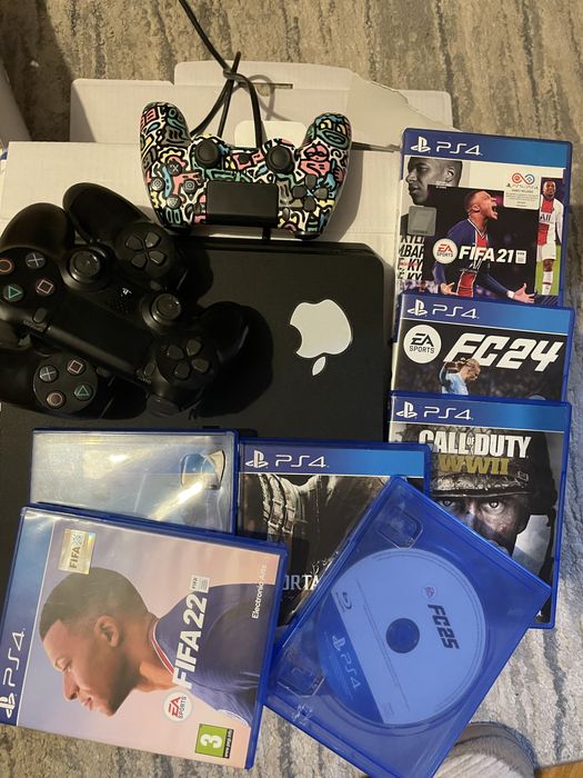Play station 4,3 manete ,7 jocuri!