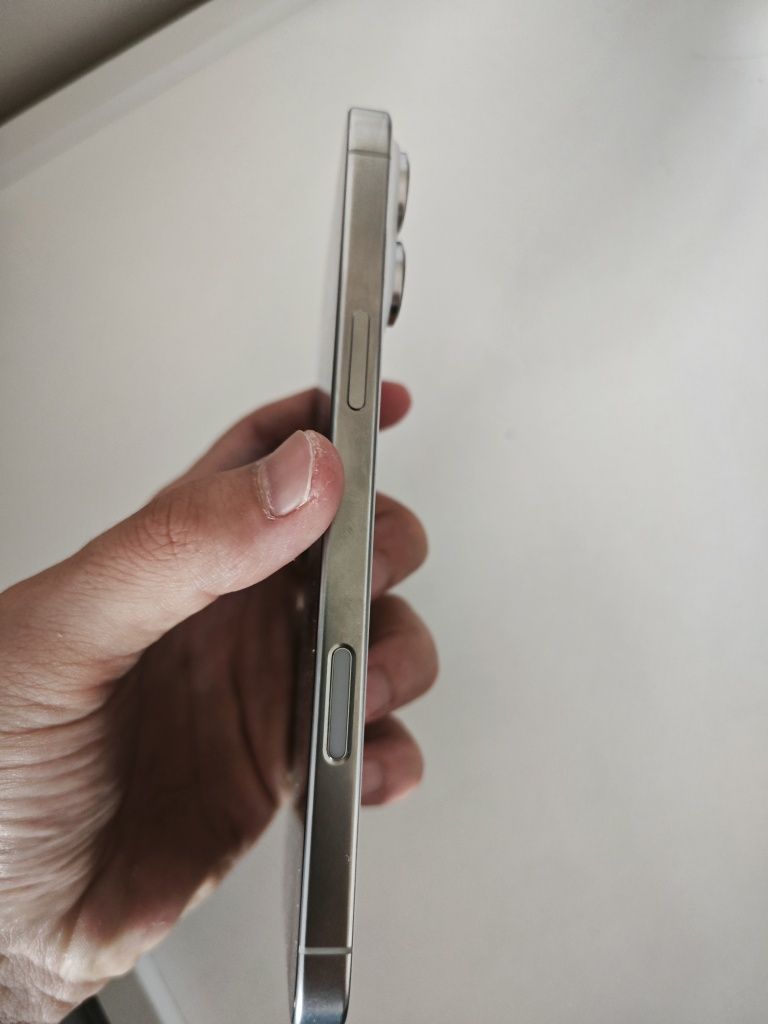iPhone 16 pro max 512 GB