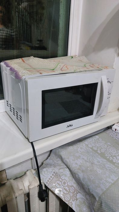 Микроволновка, продам срочно