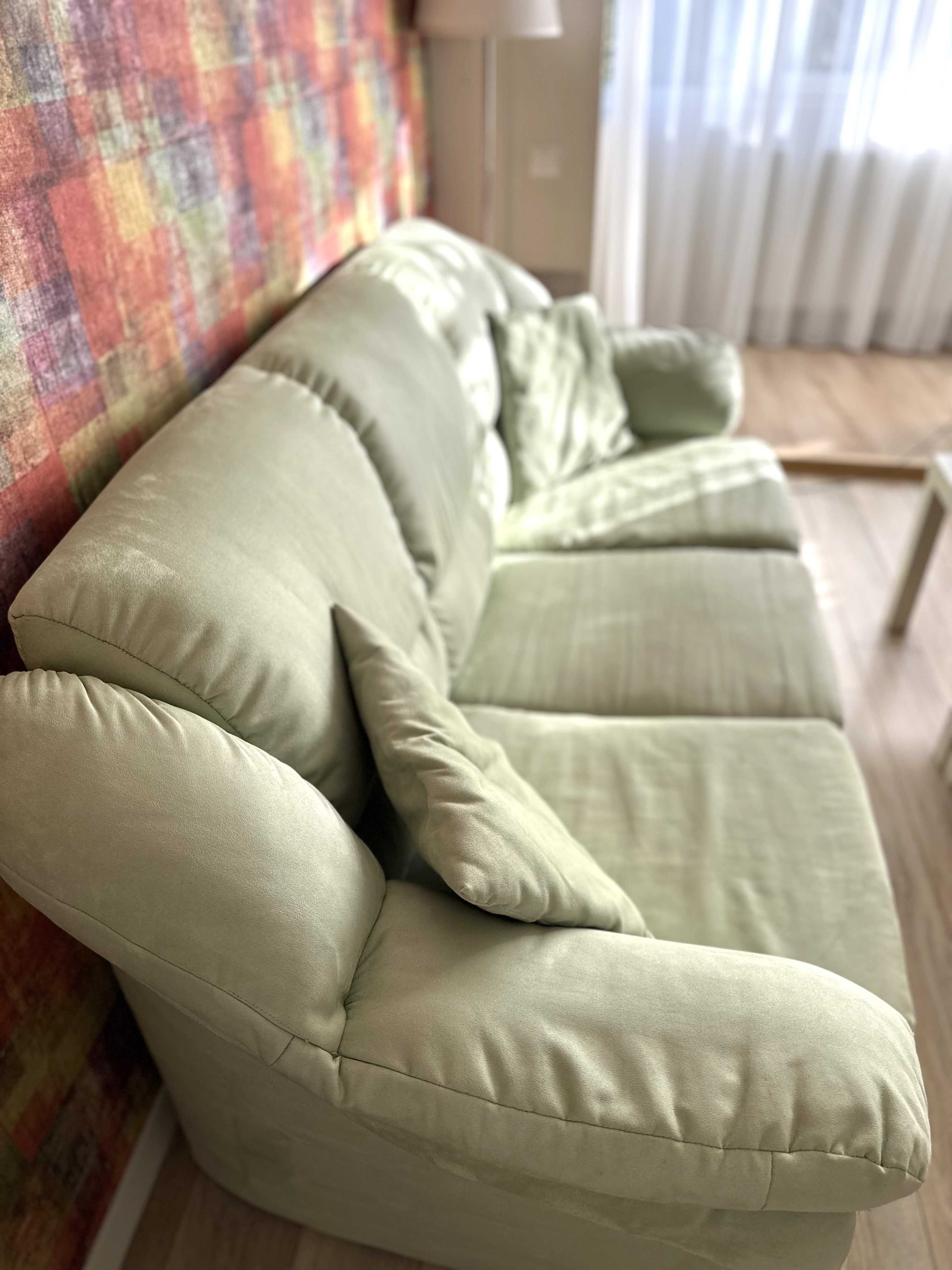Canapea extensibila 3 locuri + Fotoliu