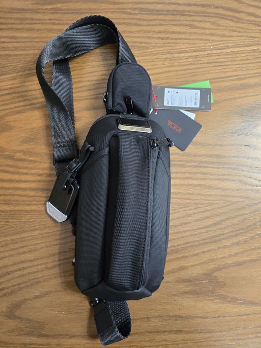 Tumi Esports Pro Sling