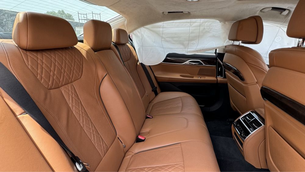 BMW G11 Кожен Салон