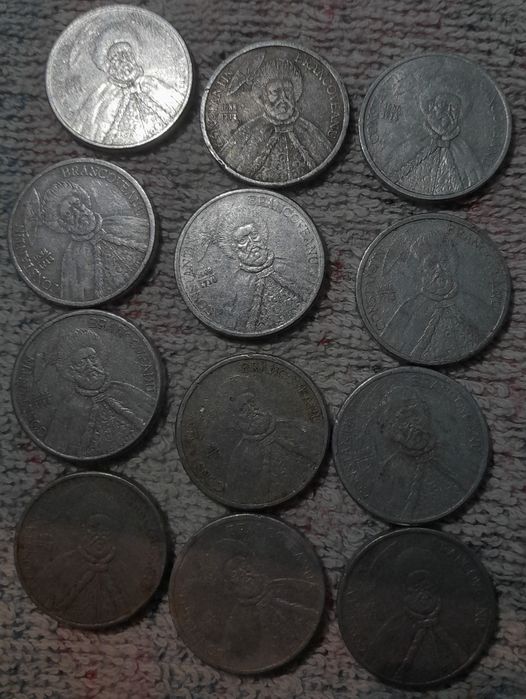 Monede vechi de vînzare