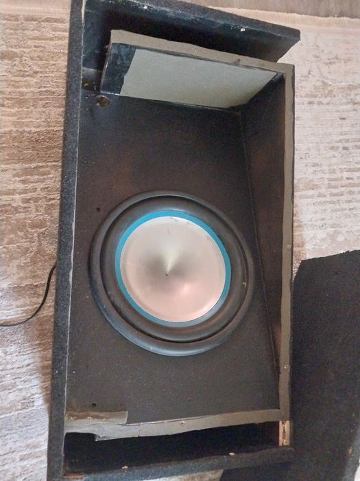 Продам сабуфер  ,