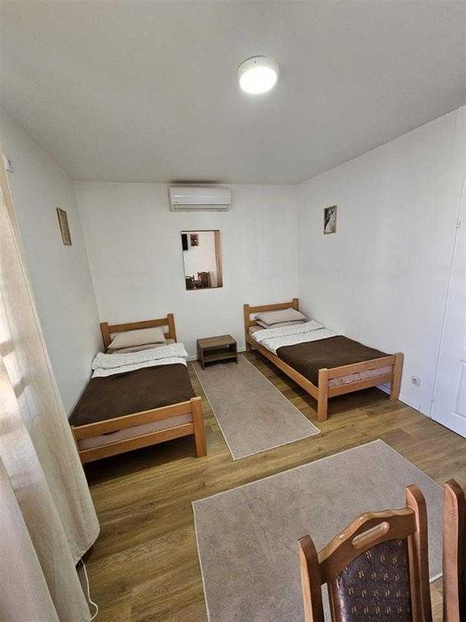 Дава се под наем Двустаен апартамент в Пловдив, Каменица 1 - 68 кв.м за 224.4 € - Снимка #2