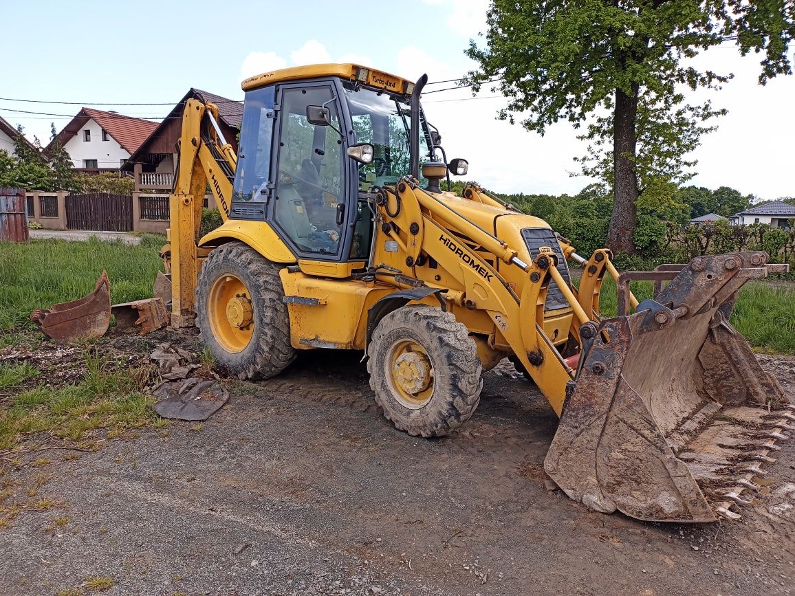 Buldoexcavator hidromek 2007