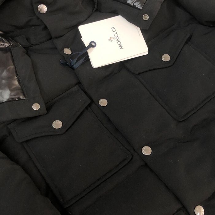 Geaca Moncler colectie noua