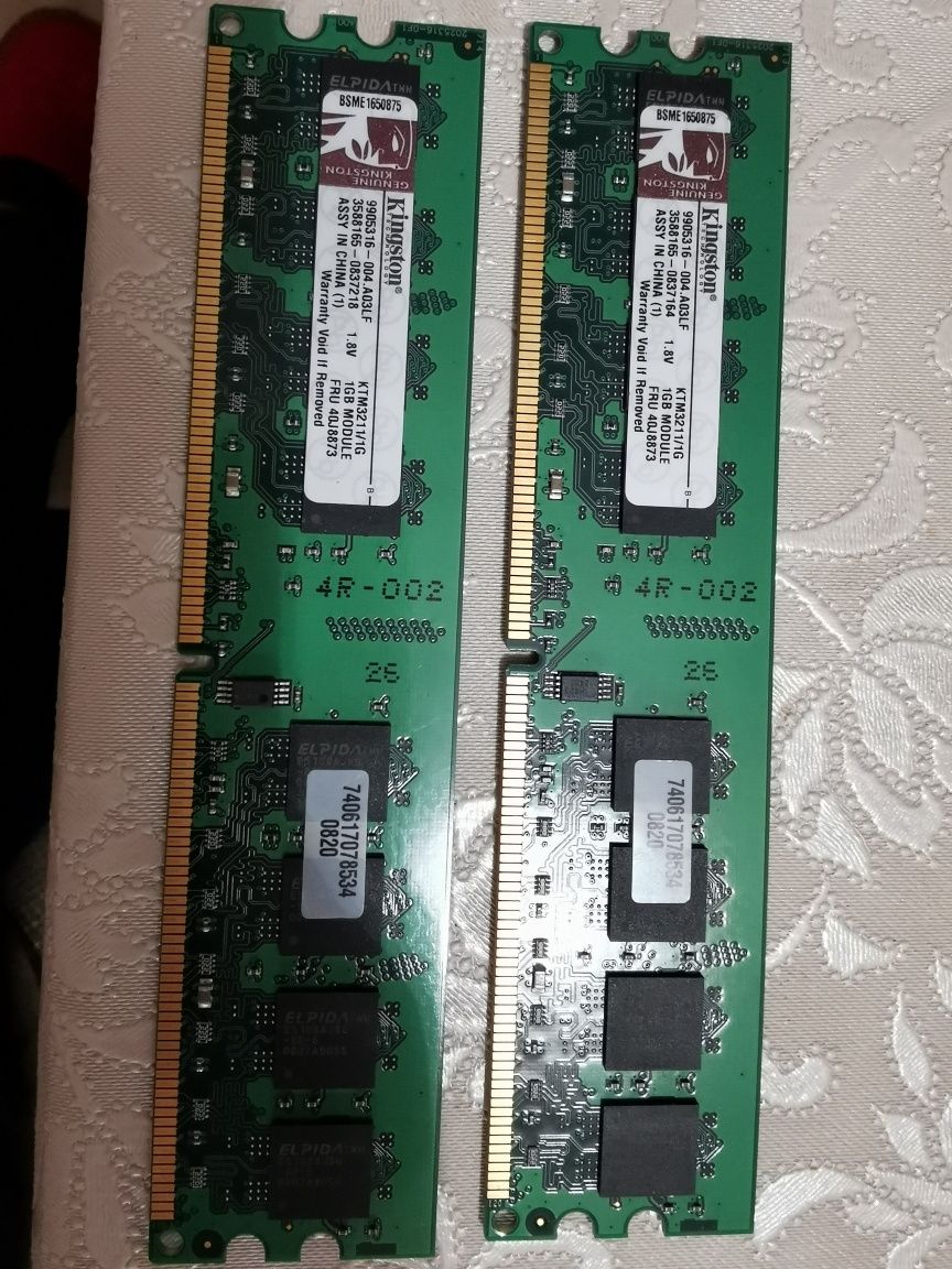 RAM Kingston 2 х 1 GB с подарък Nanya RAM 2 x 256 MB