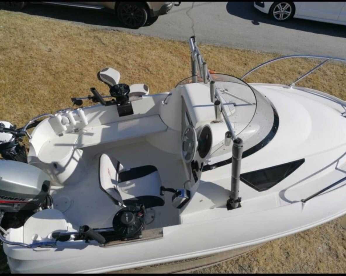 лодка Quicksilver 460