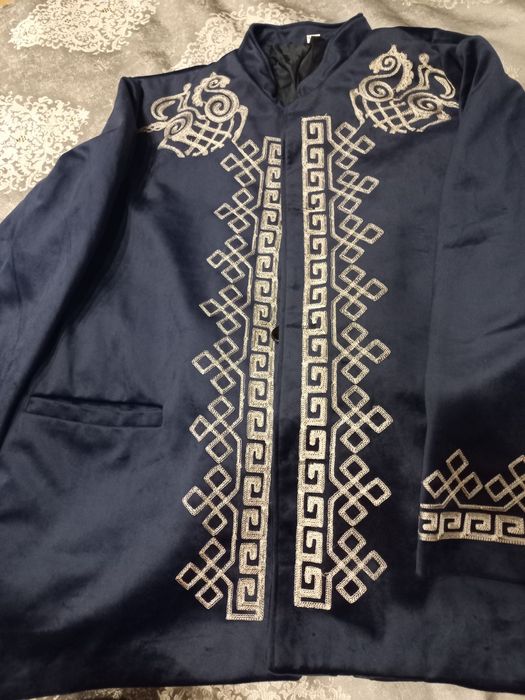 Продам мужские национальные шапаны , укороченные и длинный