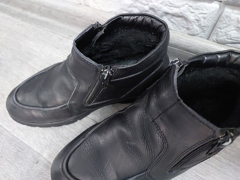 Ботинки дл мальчика  зимние с мехом