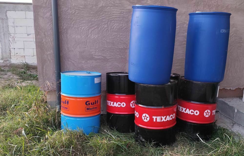 Teflon plastic, metal butoaie 220 l cu bușon corbu cta transport ccost