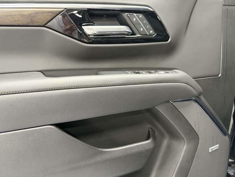 Chevrolet Tahoe  Рестайлинг новый без пробега