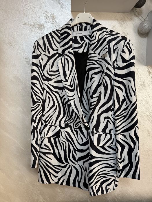 Оувърсайз сако XS Bershka