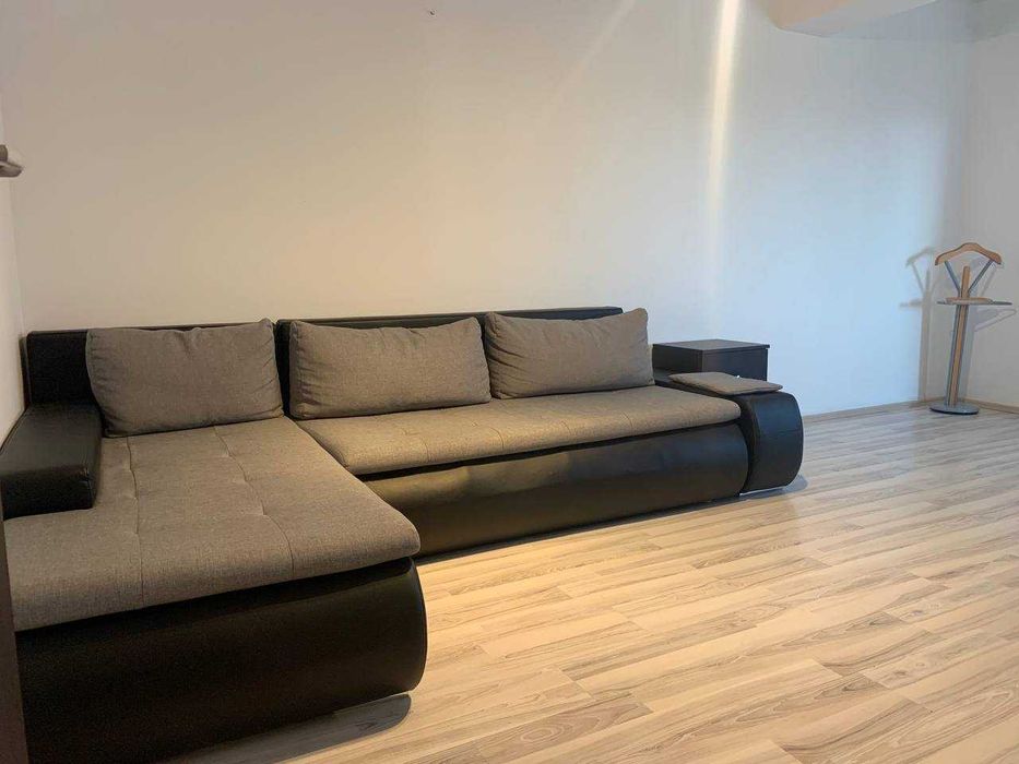 Apartament central cu doua camere decomandat