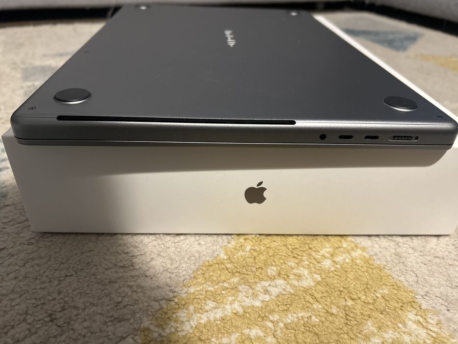 Macbook Pro 16" M1 Pro 16gb 512ssd