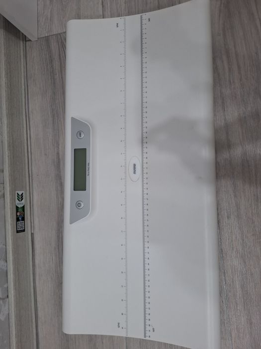 Продам электронные весы для новорождённых.