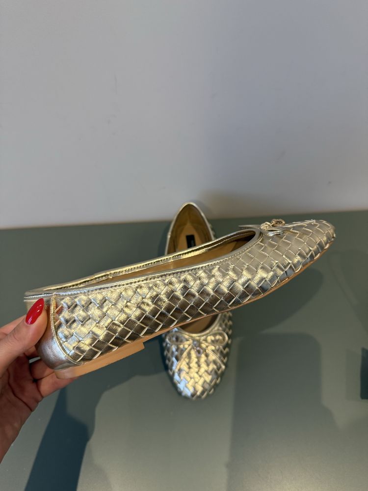Балерини NINE WEST златни
