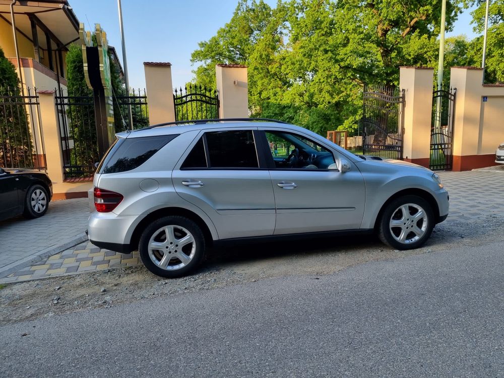 Mercedes ML 320 !!