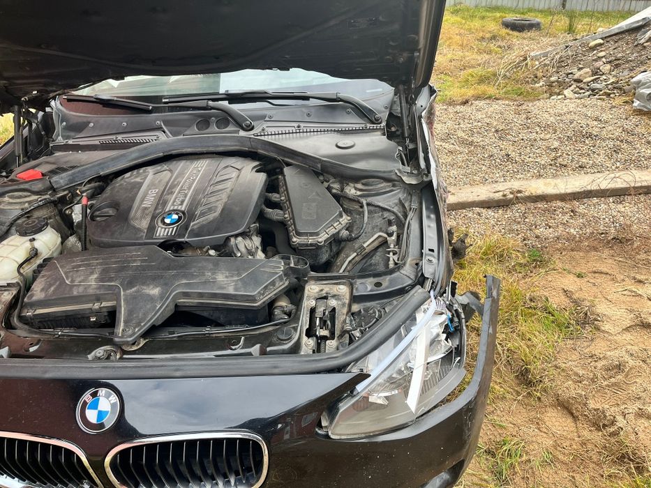 BMW seria 1 116d avariat