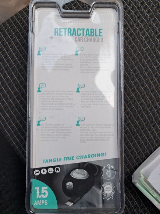 Încărcător telefon auto ,tip C, cu fir retractabil FIFO