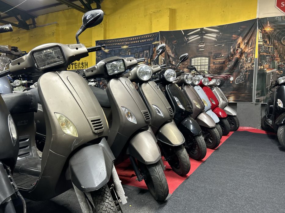 Black friday Scutere fara permis 50cc limitat la 25km/h