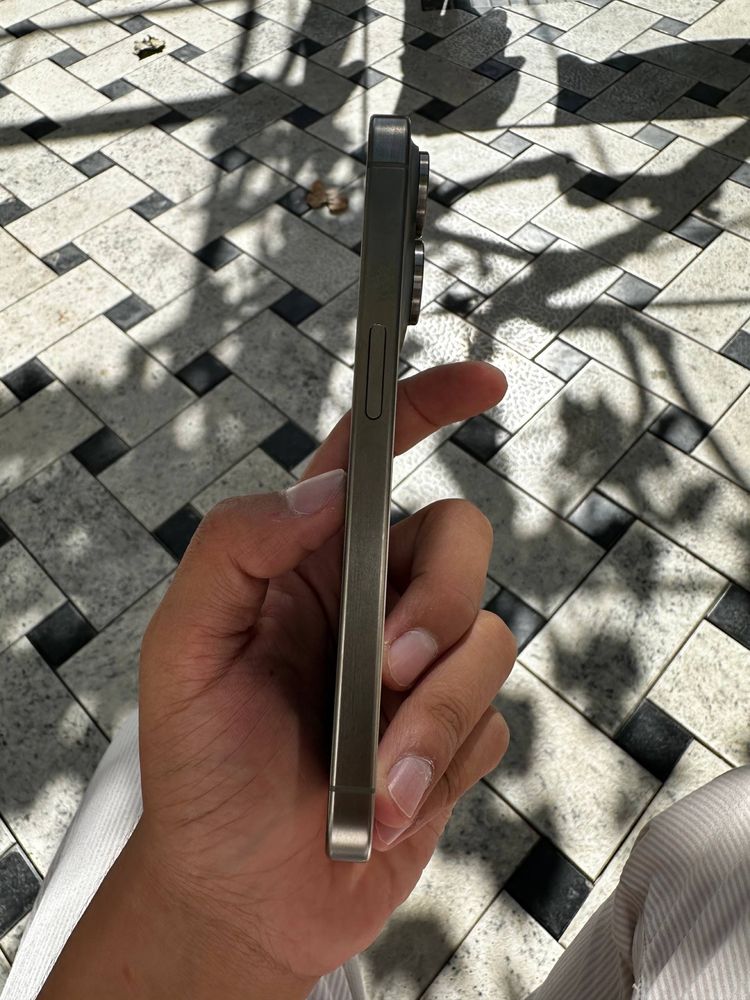 Iphone 15pro 256gb