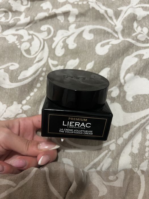 Крем за лице lierac