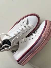 Converse x OPI editie limitata